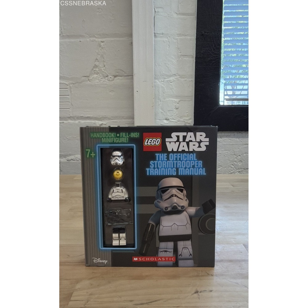 LEGO Star Wars Official Stormtrooper Training Manual Book with Minifigure New